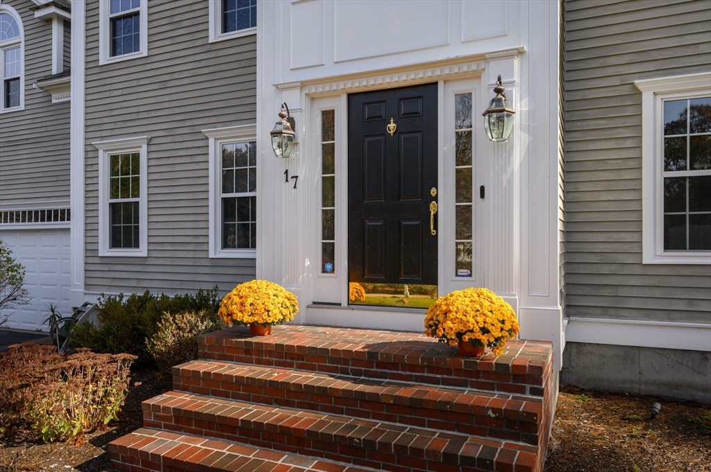 17 Roxanne Road Pembroke, MA 02359 - Photo 6 of 41 Gallery Image 6