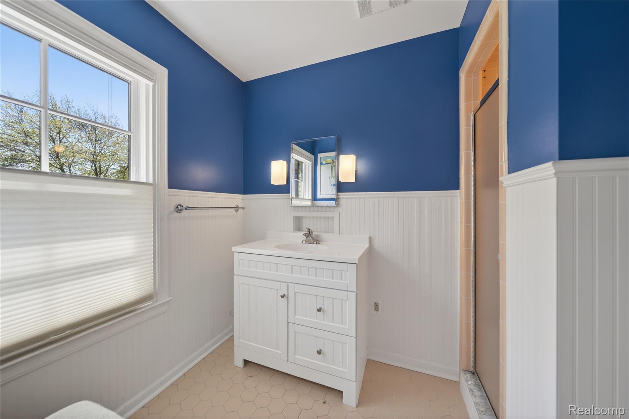 66 Oxford Road Grosse Pointe, MI 48236 - Photo 29 of 52 66 Oxford29.jpg