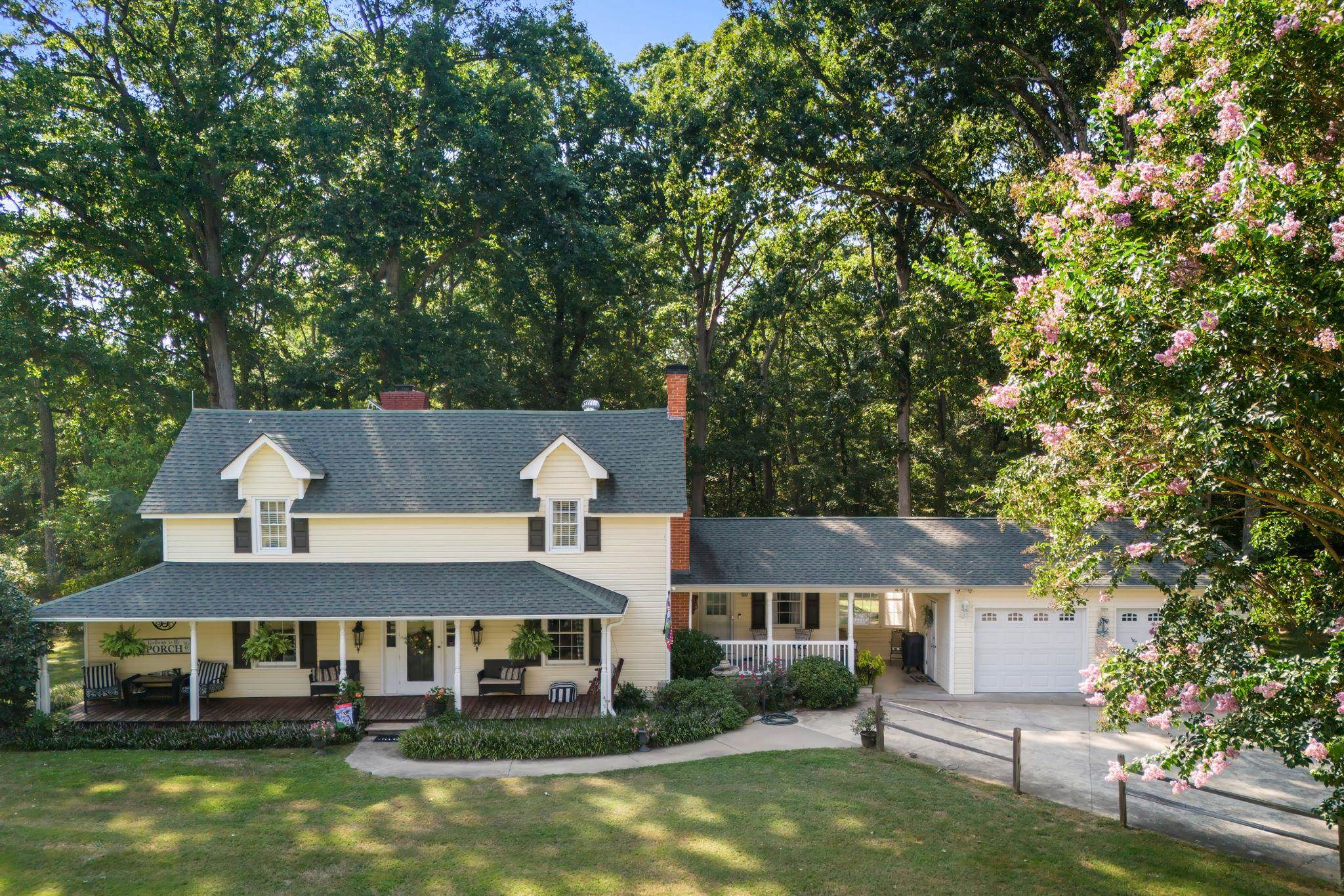 447 Henderson Road Chesnee, SC 29323 - Photo 3 of 46