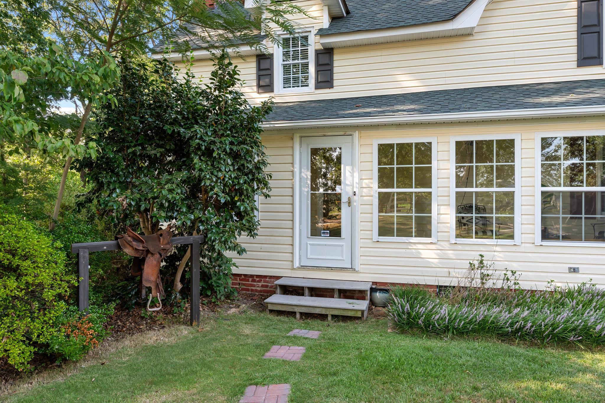 447 Henderson Road Chesnee, SC 29323 - Photo 9 of 50