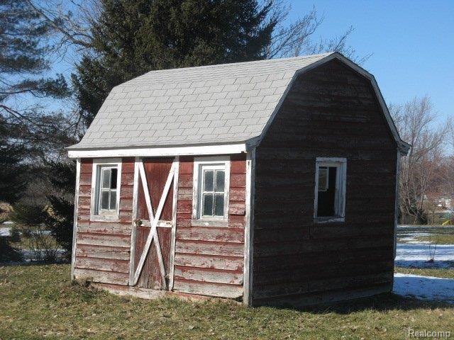 4152 Levalley Road Columbiaville, MI 48421 - Photo 8 of 8 shed
