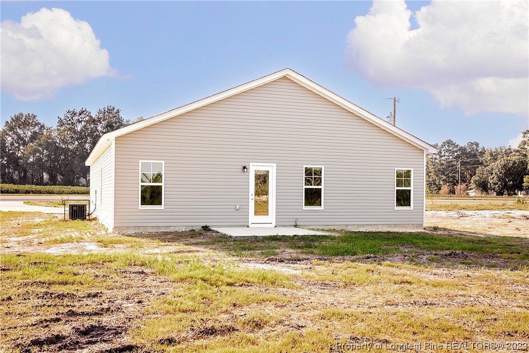 588 Carolina Church Road St. Pauls, NC 28384 - Photo 6 of 28 Gallery Image 6