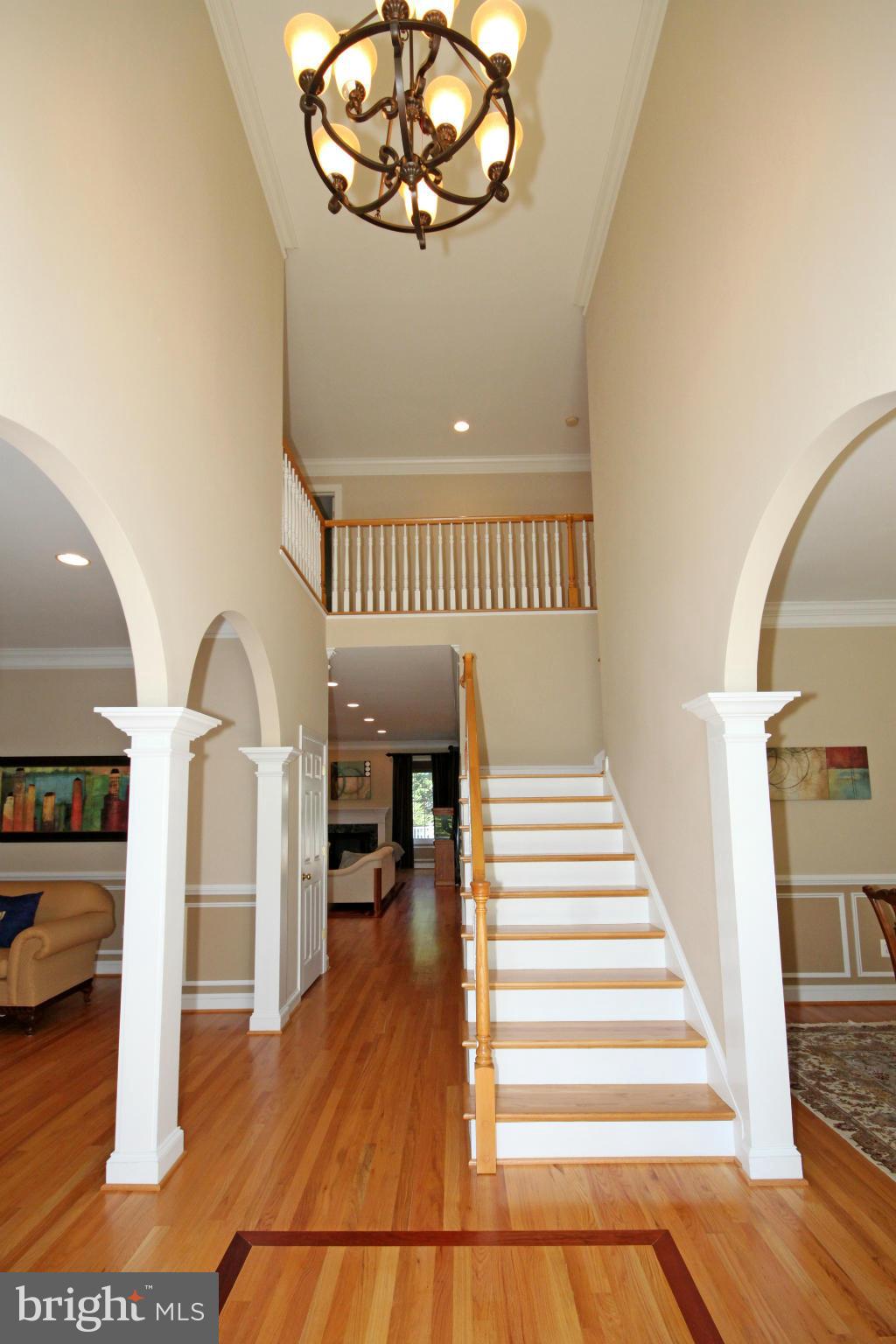 4048 Hunt Road Fairfax, VA 22032 - Photo 2 of 30 Interior (General)