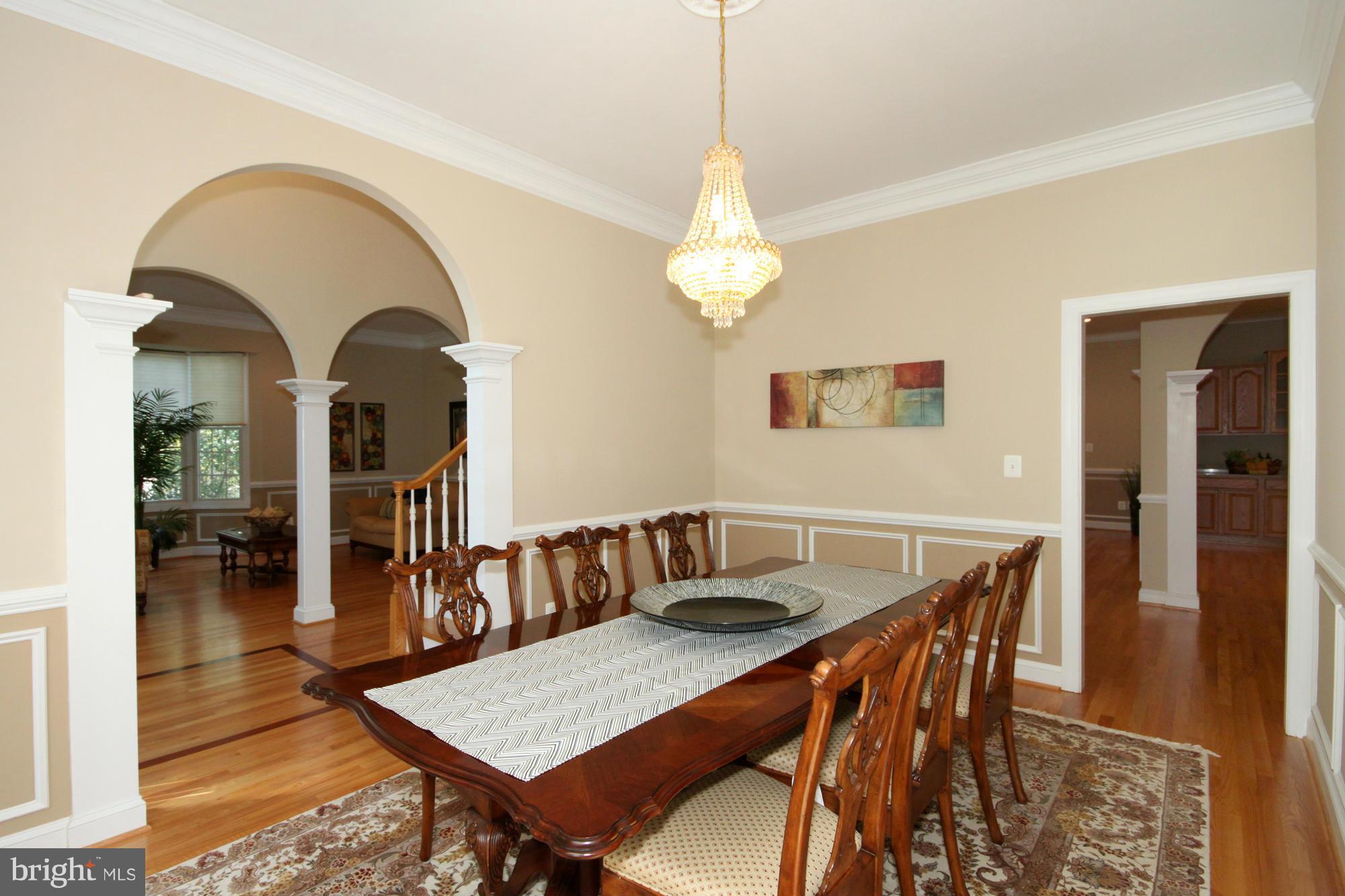 4048 Hunt Road Fairfax, VA 22032 - Photo 5 of 30 Dining Room