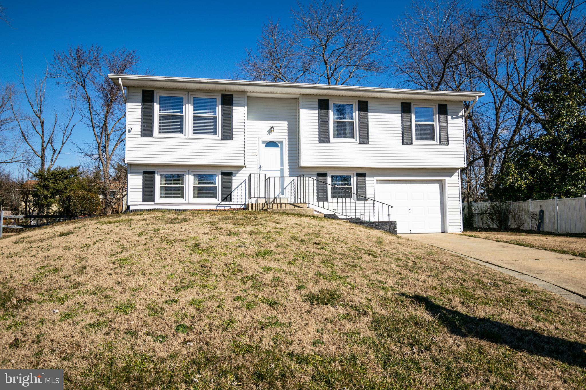 220 Middleton Road Waldorf, MD 20602 - Photo 2 of 16 Gallery Image 2