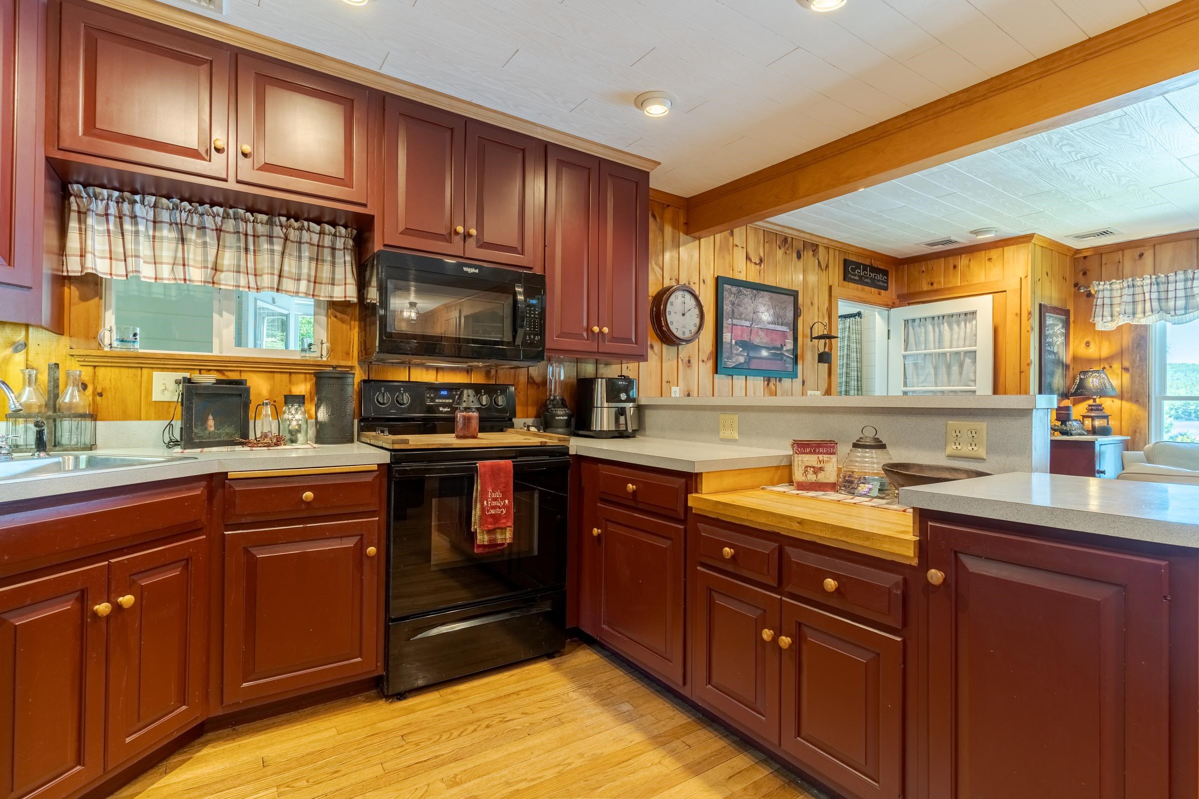 362 South Shore Road New Durham, NH 03855 - Photo 23 of 58
