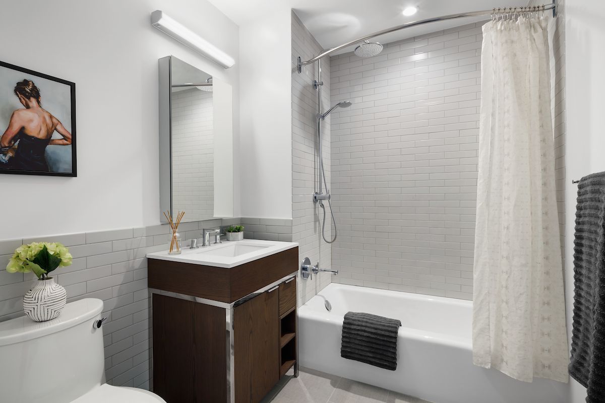 225 East 39th Street, Unit 23H Manhattan, NY 10016 - Photo 6 of 8