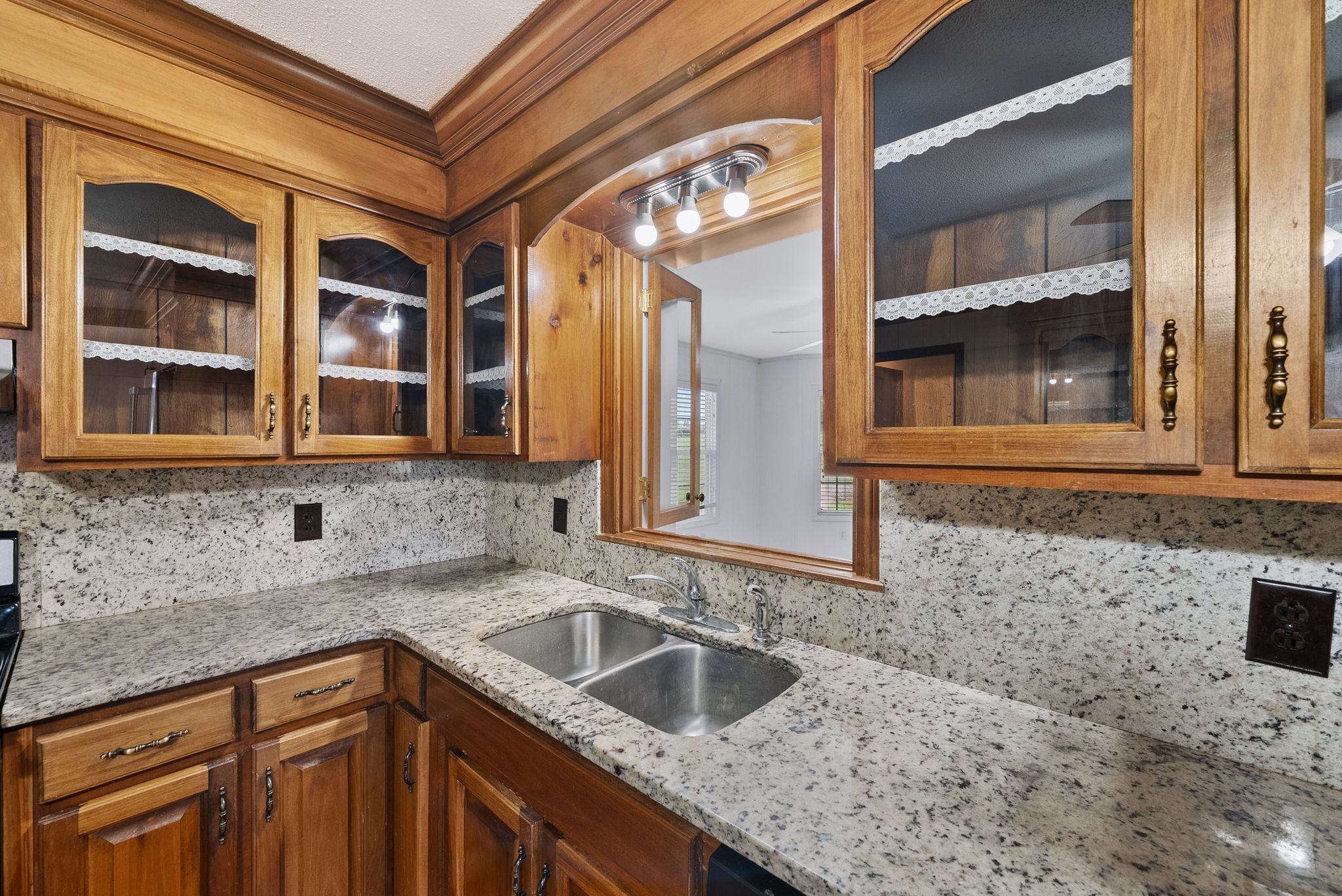 1826 Newcut Road Columbia, TN 38401 - Photo 15 of 52 Gallery Image 15