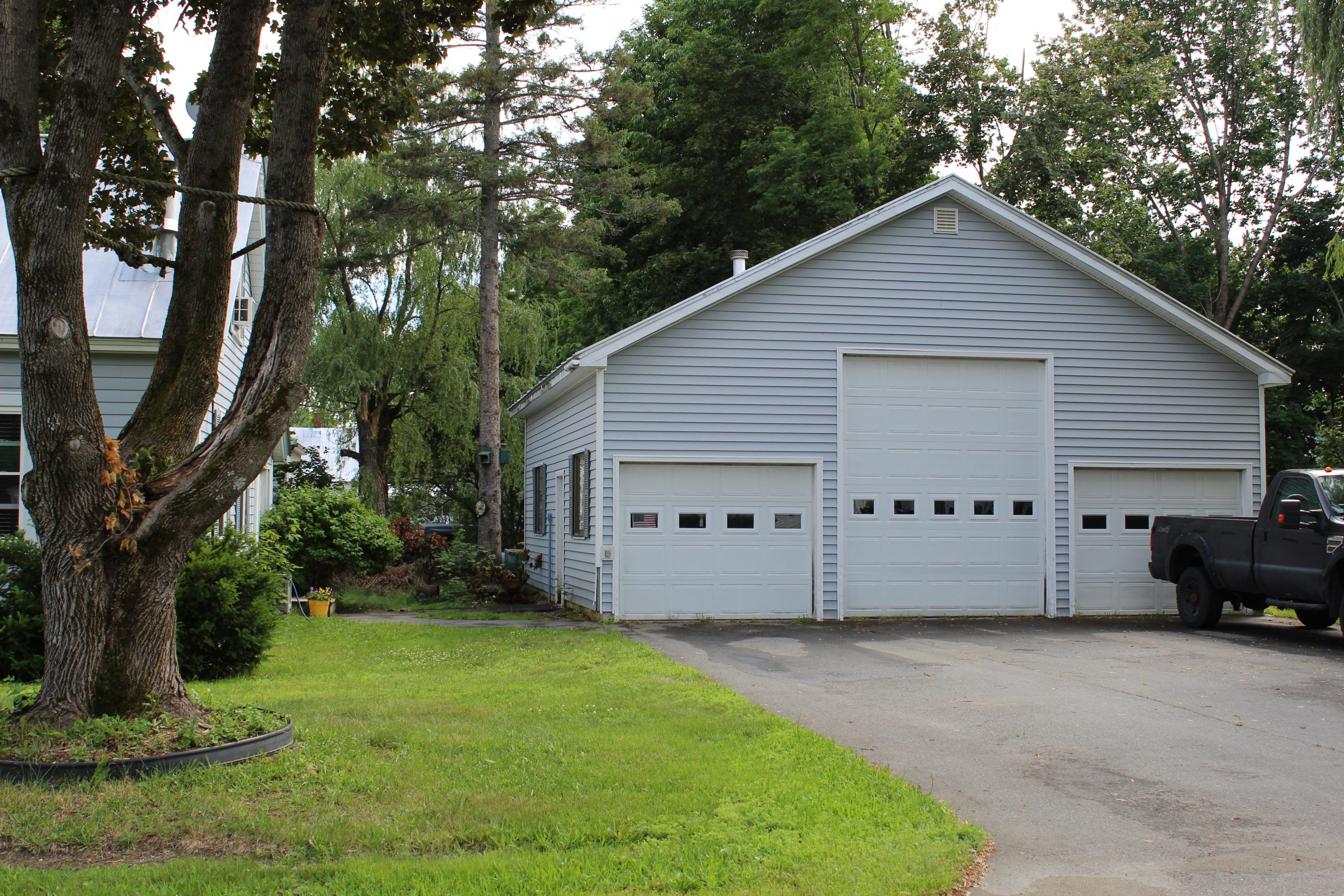13 Towne Road Madison, ME 04950 - Photo 4 of 29 IMG_2253