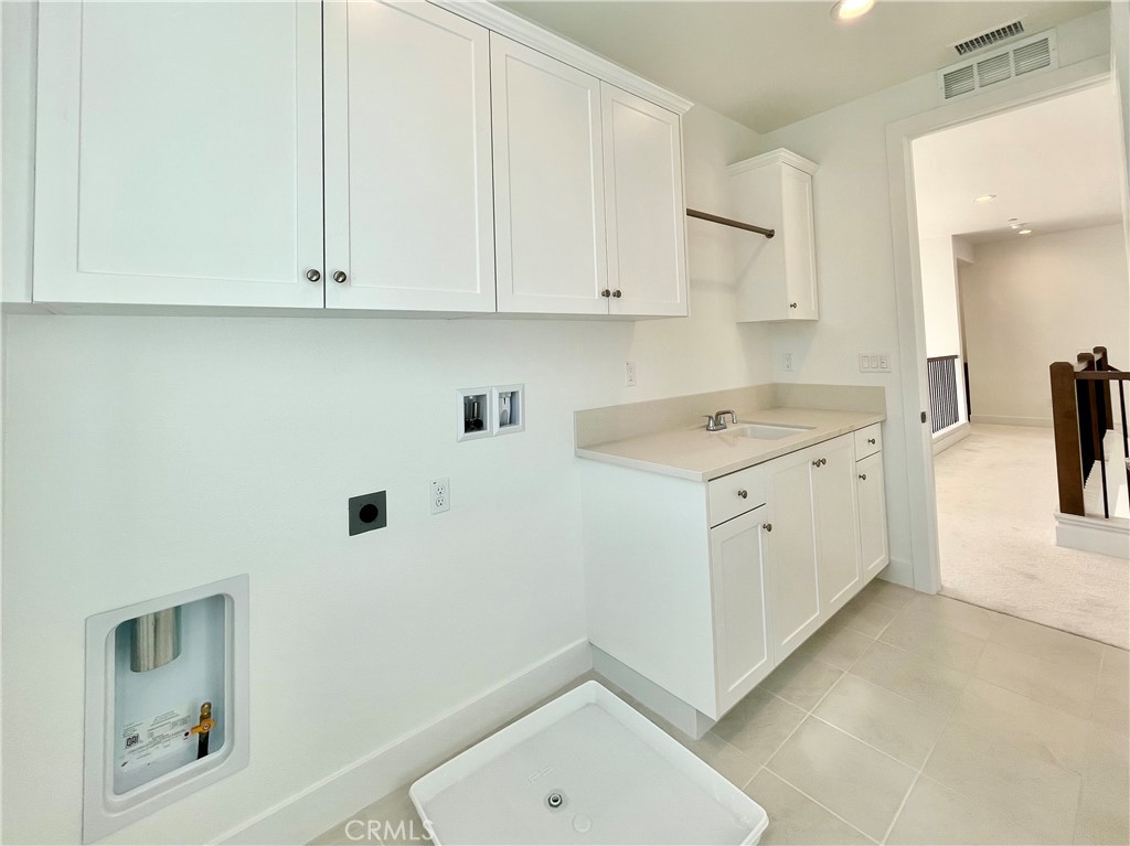 27557 Elderberry Drive Valencia, CA 91381 - Photo 31 of 39