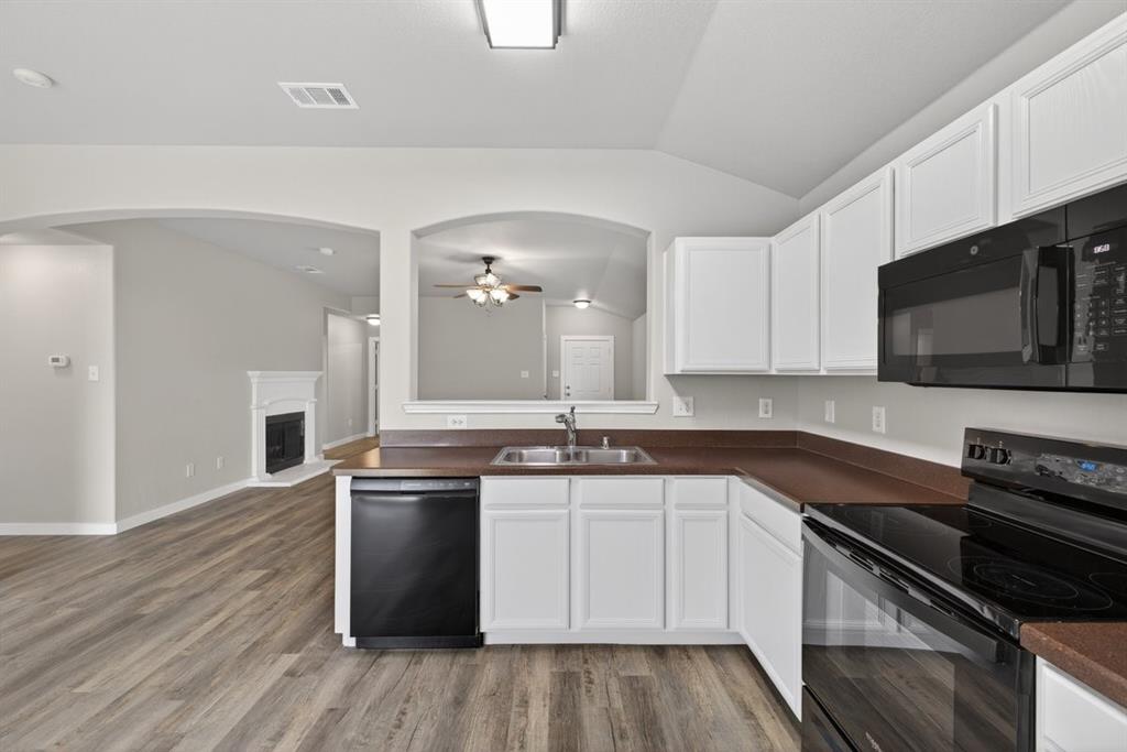 1628 Birds Eye Road Fort Worth, TX 76177 - Photo 13 of 32
