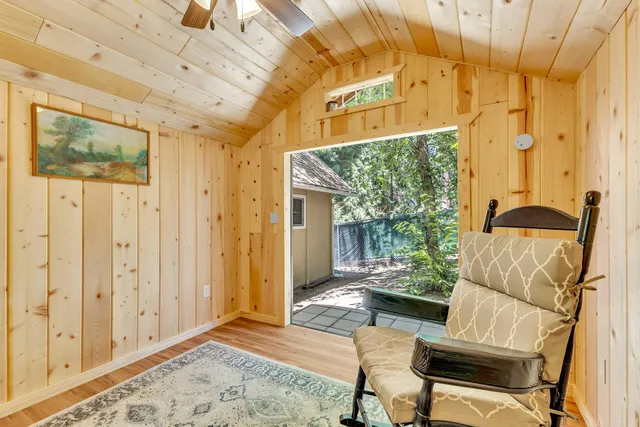 $399,900 | 54915 South Circle Drive, Idyllwild, CA 92549