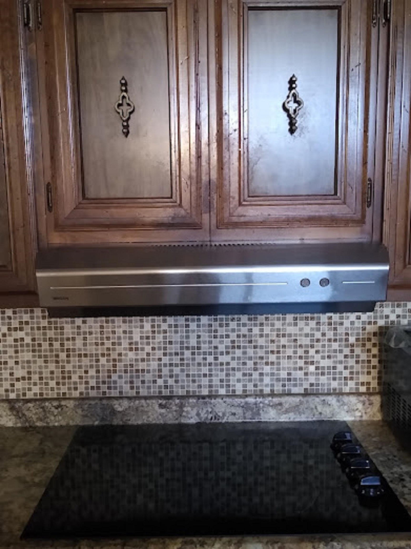 1435 East Holmes Road Memphis, TN 38116 - Photo 6 of 25 a view of a door