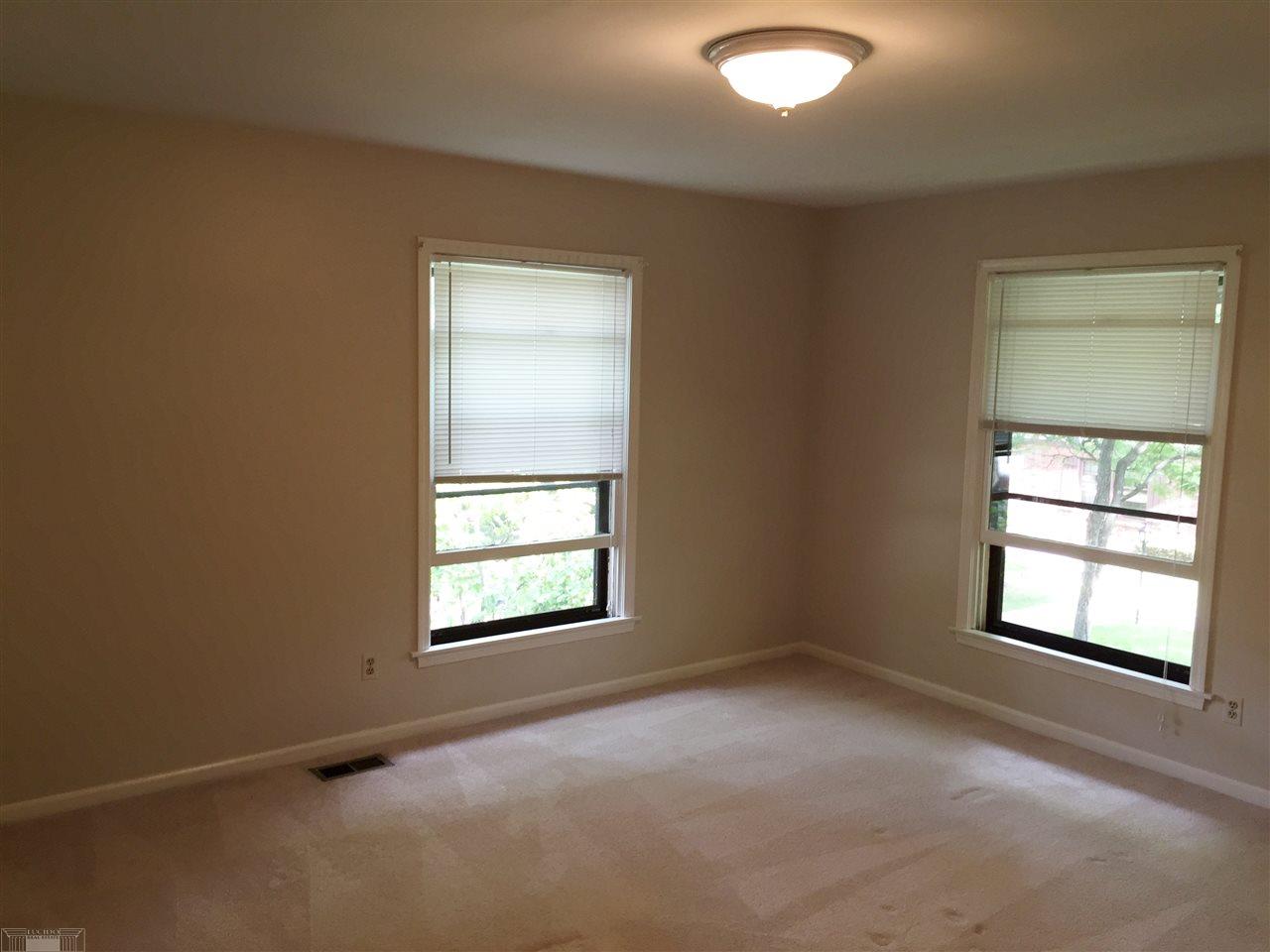 1750 Vernier Road, Unit 28 Grosse Pointe, MI 48236 - Photo 10 of 19 Bedroom
