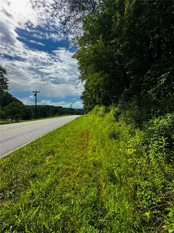 a view of an outdoor space and a yard