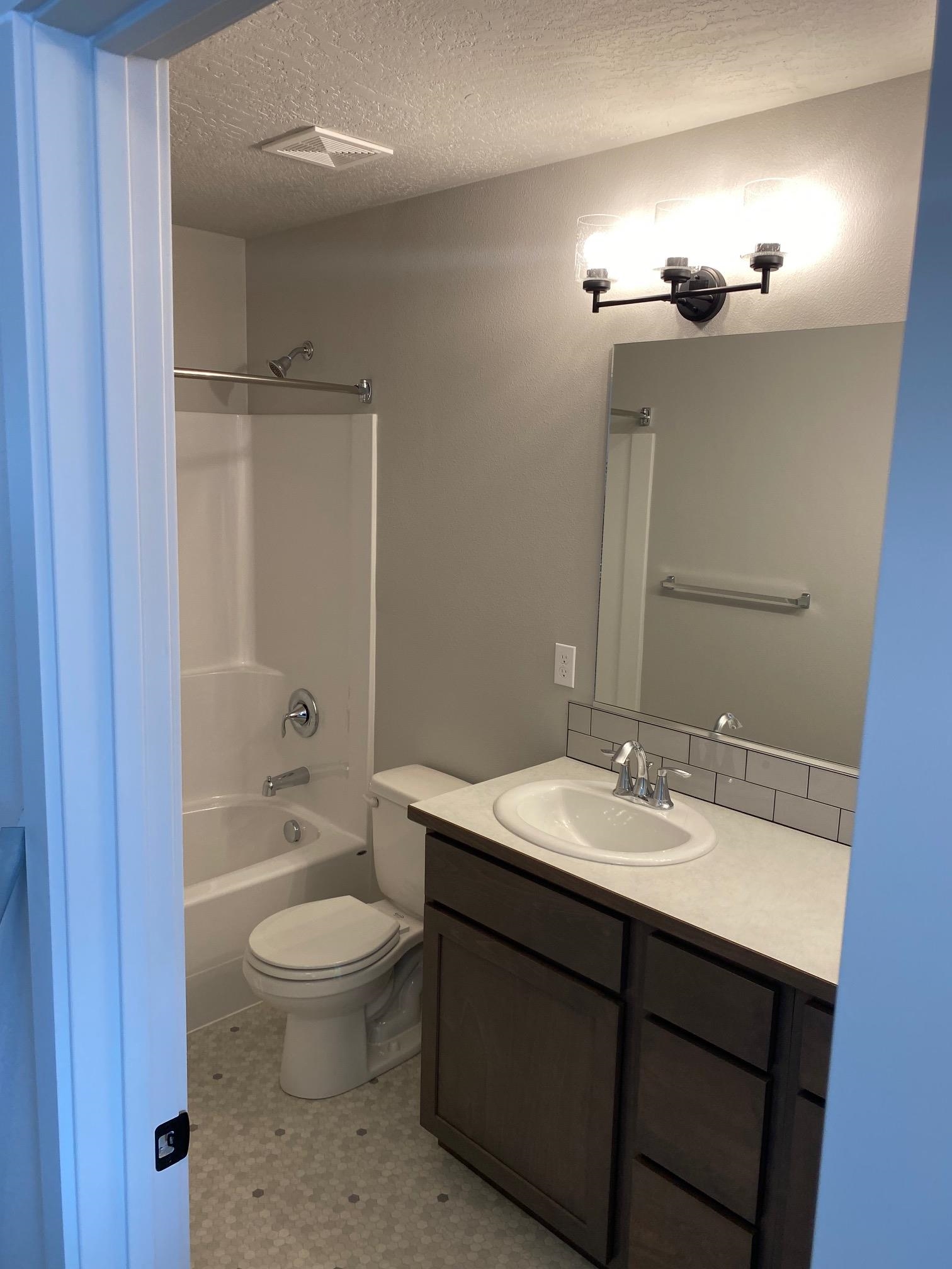 18718 East Riverside Avenue Spokane Valley, WA 99016 - Photo 16 of 20