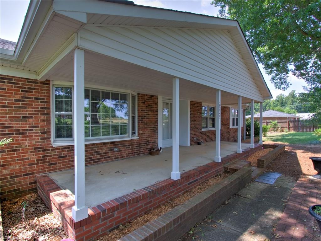 2906 Oak Ridge Road Oak Ridge, NC 27310 - Photo 5 of 28