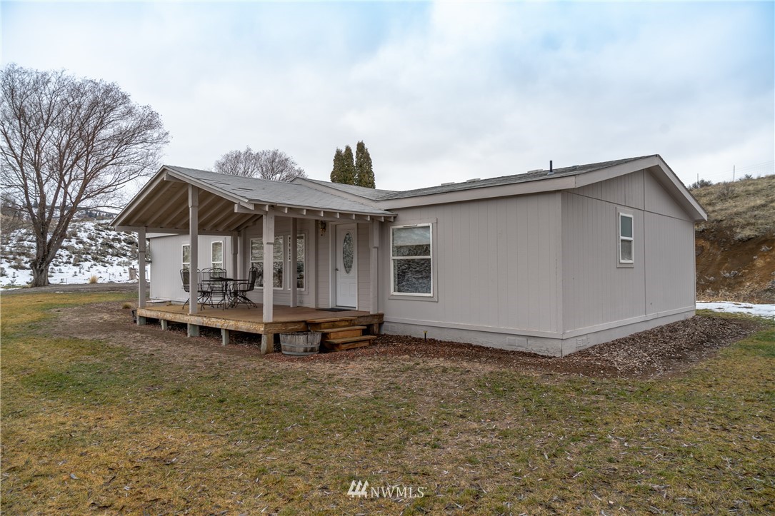 4580 Joe Miller Road Malaga, WA 98828 - Photo 1 of 40 Gallery Image 1