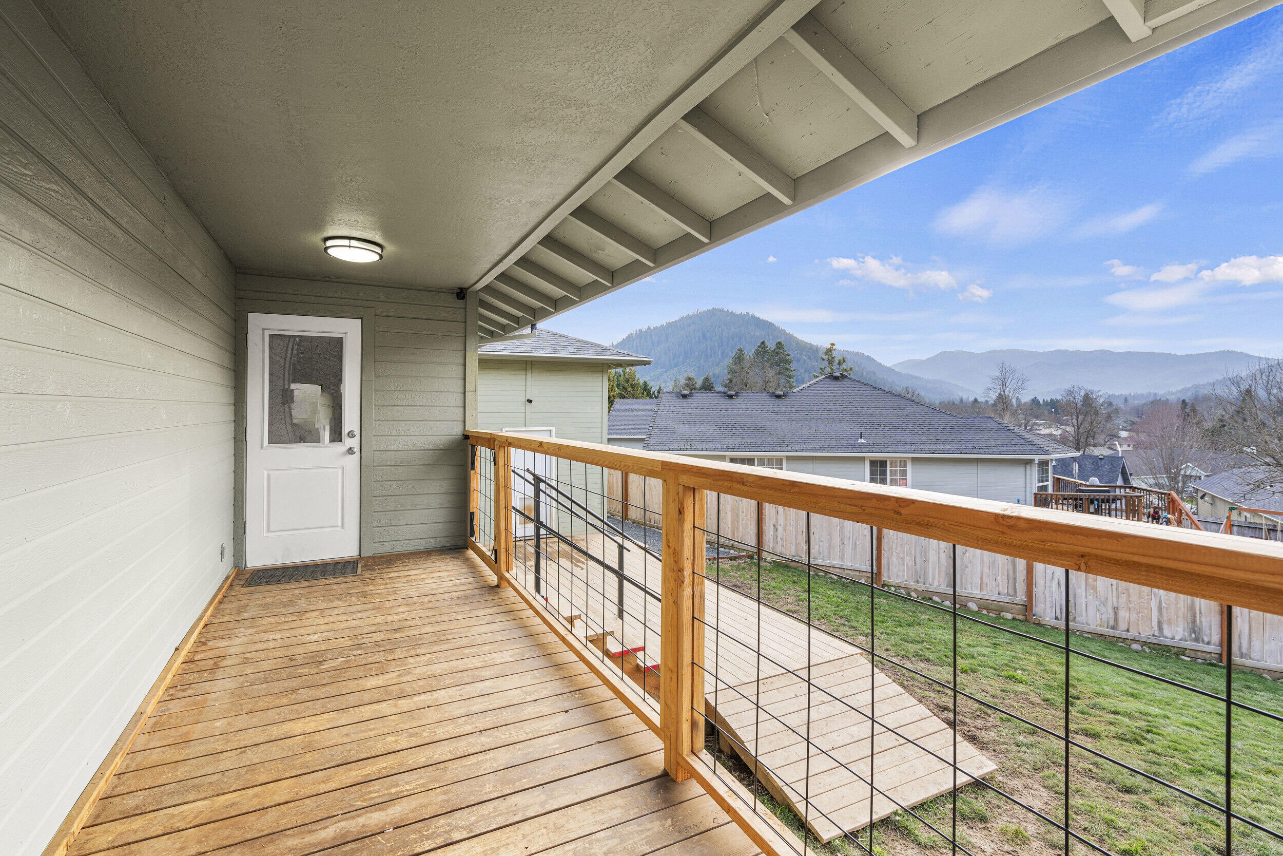 112 Cedar Ridge Terrace Rogue River, OR 97537 - Photo 28 of 39 28_112 cedar ridge terrace - 27