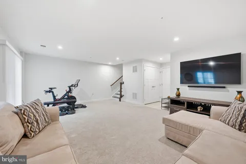 $575,000 | 7838 Otterbein Way, Hanover, MD 21076