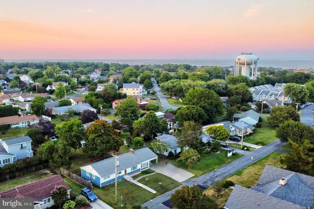 $1,799,900 | 307 Swedes Street, Rehoboth Beach, DE 19971
