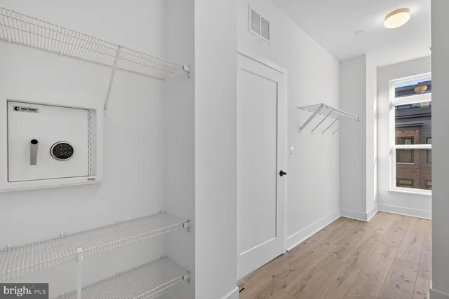 $1,850,000 | 5354 Zenith Overlook, Bethesda, MD 20816