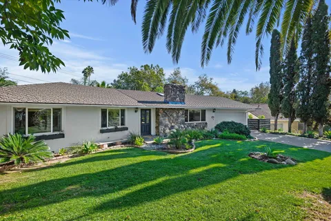 $1,835,000 | 918 Crestwood Drive, Santa Barbara, CA 93105