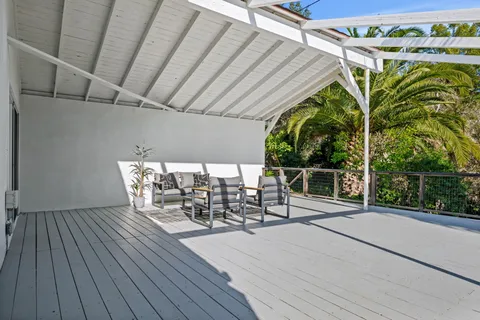 $1,835,000 | 918 Crestwood Drive, Santa Barbara, CA 93105