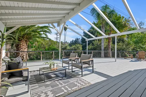 $1,835,000 | 918 Crestwood Drive, Santa Barbara, CA 93105