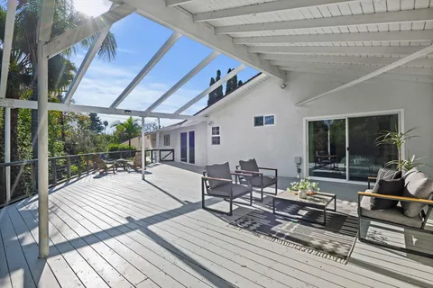 $1,835,000 | 918 Crestwood Drive, Santa Barbara, CA 93105