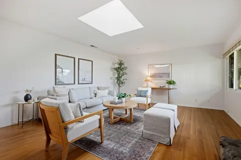 $1,835,000 | 918 Crestwood Drive, Santa Barbara, CA 93105