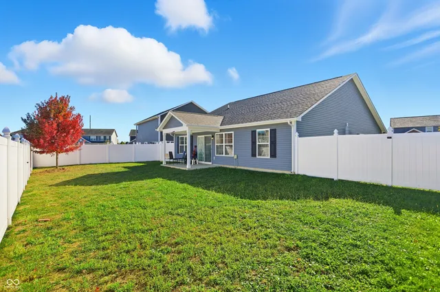 $315,000 | 2890 Blazing Star Drive, Plainfield, IN 46168