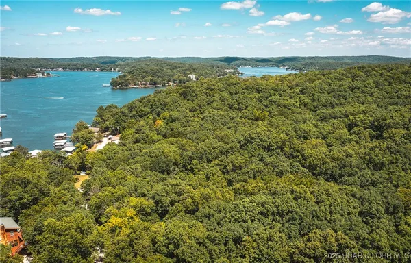 $165,000 | Lake Road, Roach, MO 65787