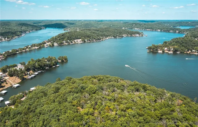 $165,000 | Lake Road, Roach, MO 65787