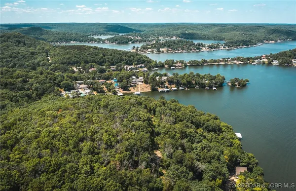 $165,000 | Lake Road, Roach, MO 65787