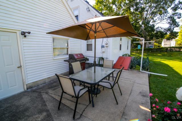 981 Juniper Road Hellertown, PA 18055 - Photo 31 of 33 Gallery Image 31
