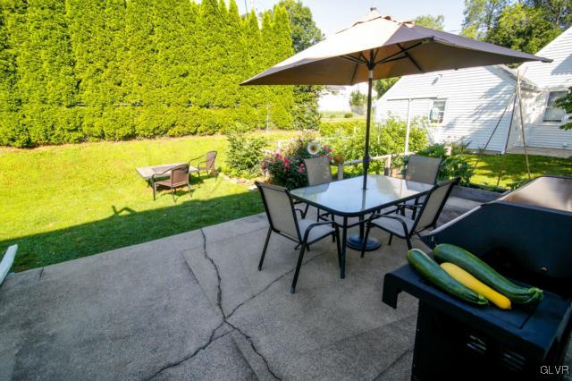 981 Juniper Road Hellertown, PA 18055 - Photo 33 of 33 Gallery Image 33