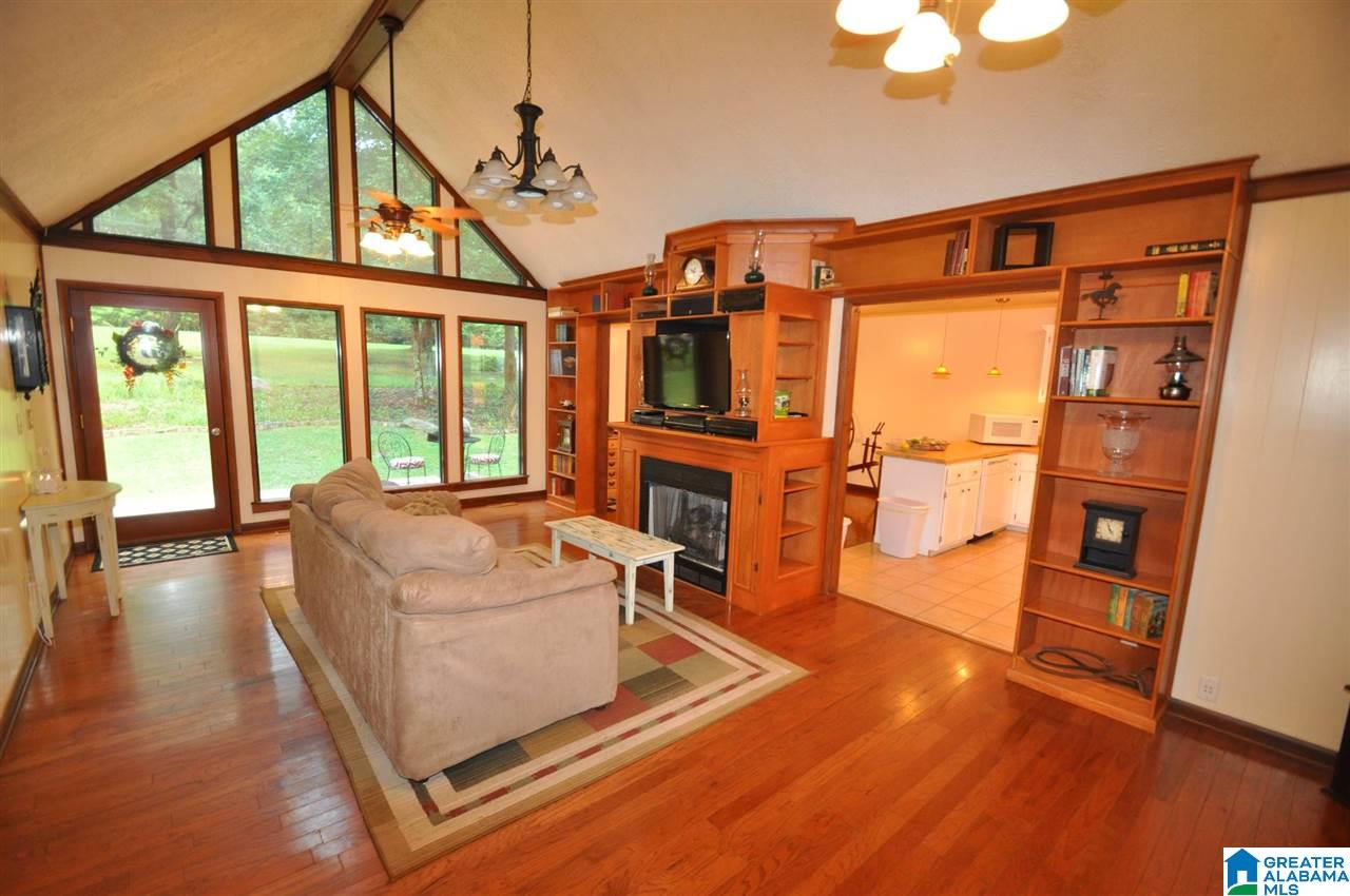 855 Valley Trail Warrior, AL 35180 - Photo 8 of 43