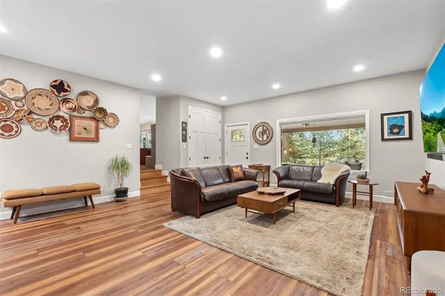 $950,000 | 5313 Maggie Lane, Evergreen, CO 80439