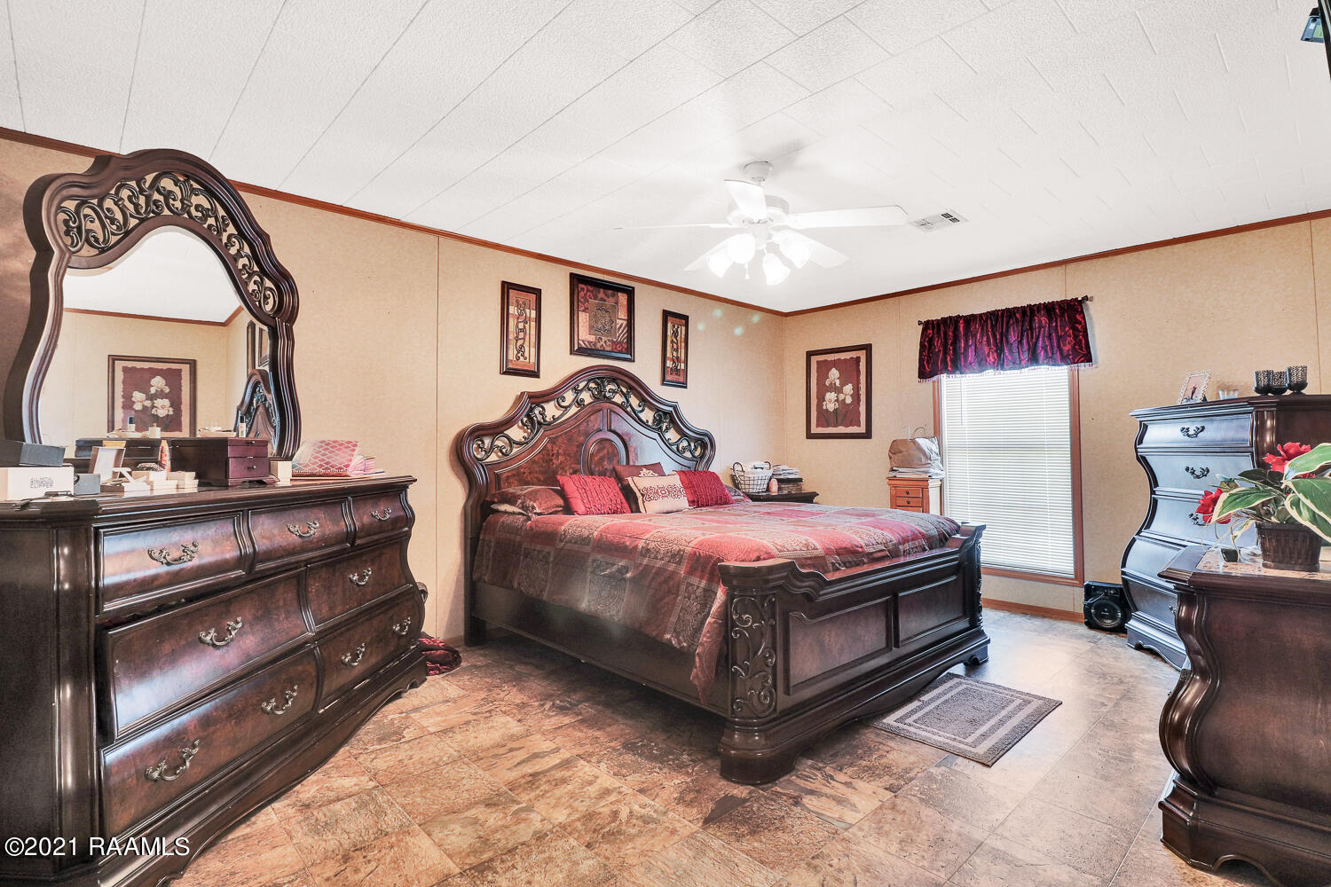 6220 Pine Point Road Ville Platte, LA 70586 - Photo 8 of 16 Gallery Image 8