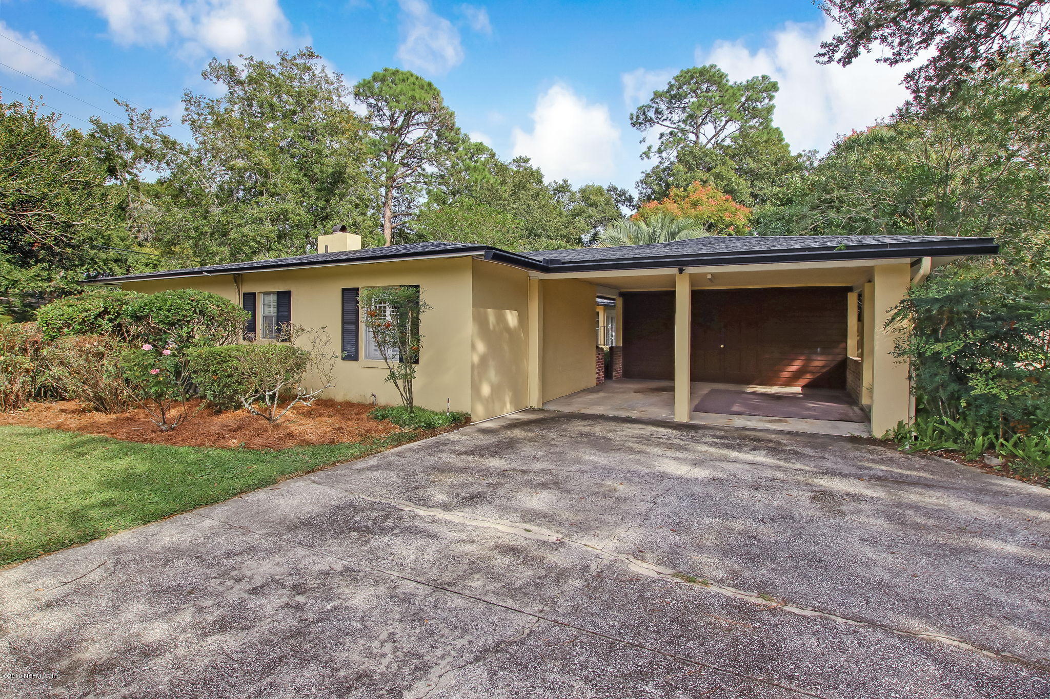 4112 Timuquana Road Jacksonville, FL 32244 - Photo 15 of 39 Side entry with carport