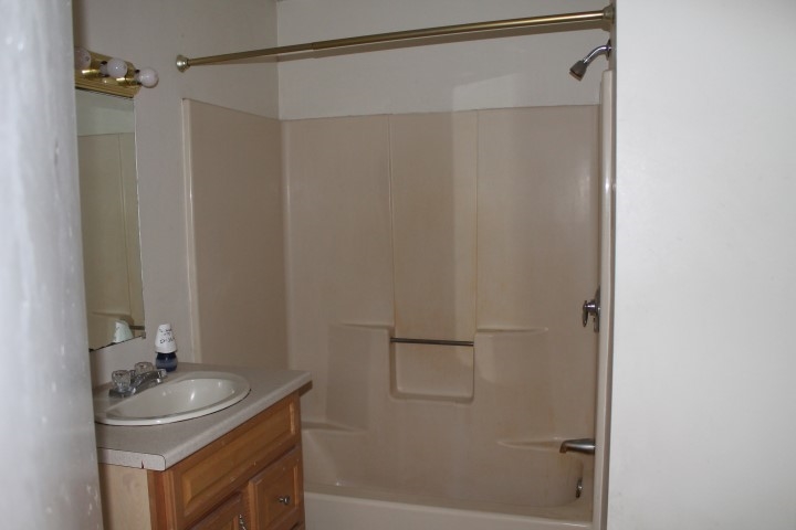 46 Cromwell Drive, Unit 14 Rindge, NH 03461 - Photo 9 of 12