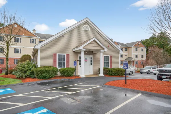 $335,000 | 65 Fordway Extension, Unit 4111, Derry, NH 03038