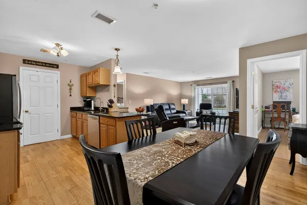 $335,000 | 65 Fordway Extension, Unit 4111, Derry, NH 03038