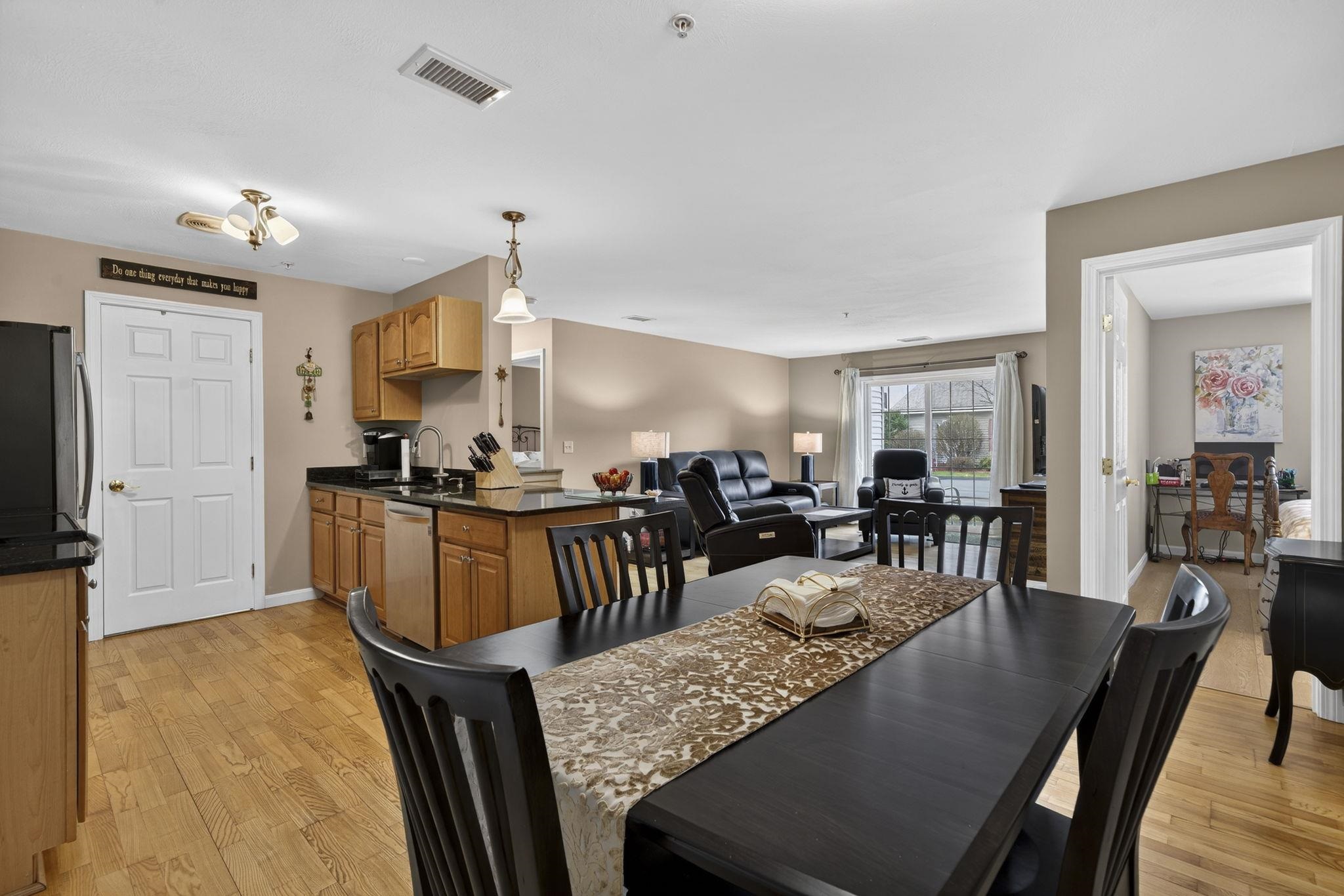 65 Fordway Extension, Unit 4111 Derry, NH 03038 - Photo 5 of 30