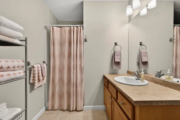 $335,000 | 65 Fordway Extension, Unit 4111, Derry, NH 03038