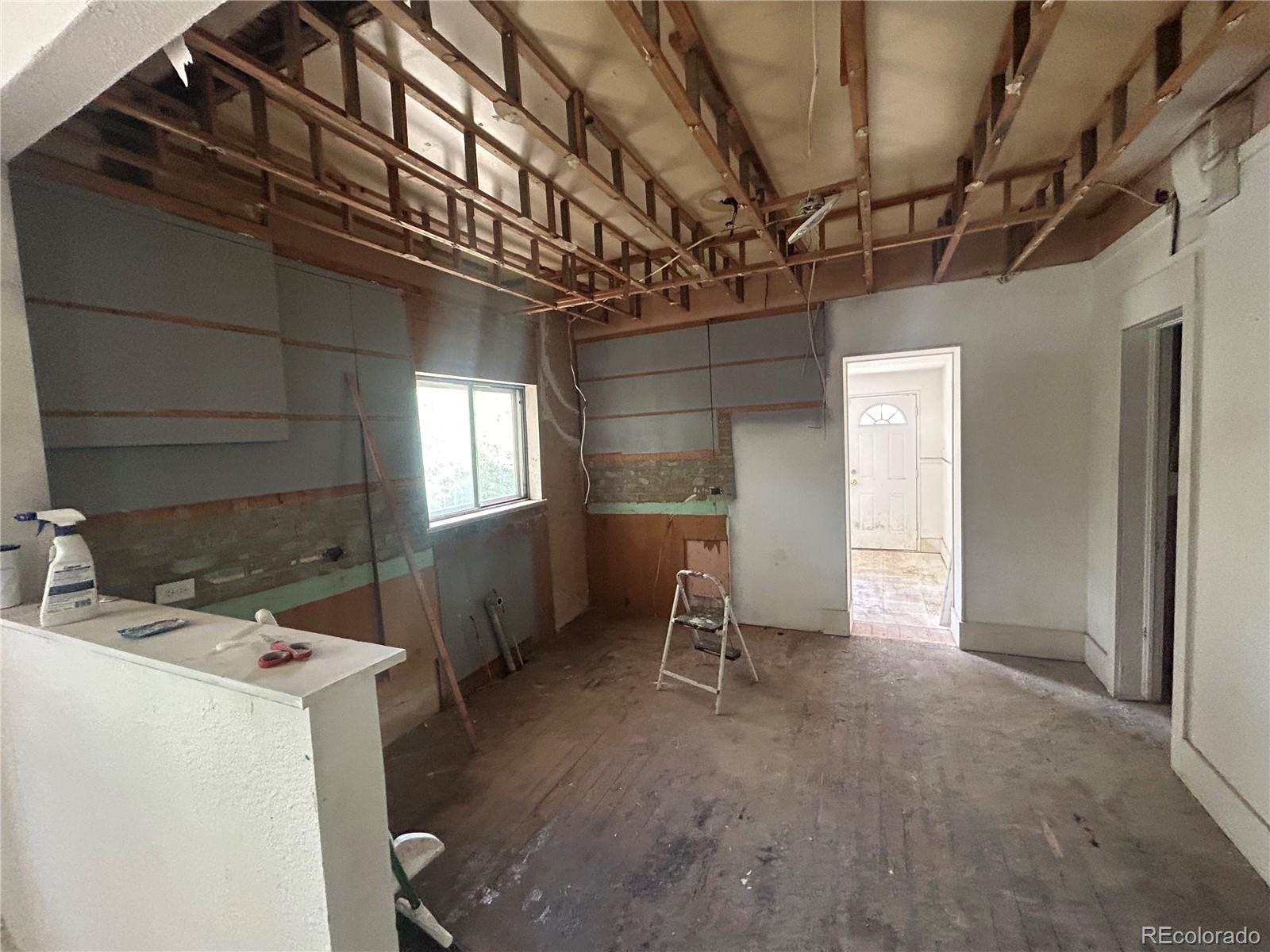 4935 Perry Street Denver, CO 80212 - Photo 5 of 17