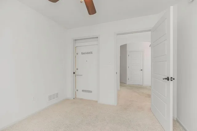 $335,000 | 860 Meadowlark Court, Lansing, KS 66043