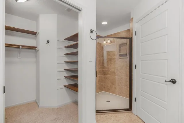 $335,000 | 860 Meadowlark Court, Lansing, KS 66043