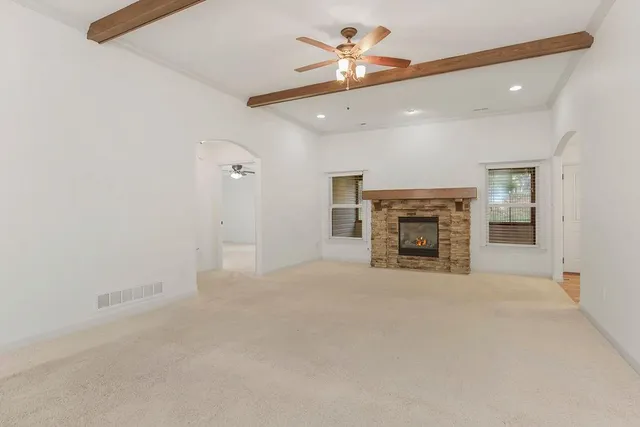 $335,000 | 860 Meadowlark Court, Lansing, KS 66043